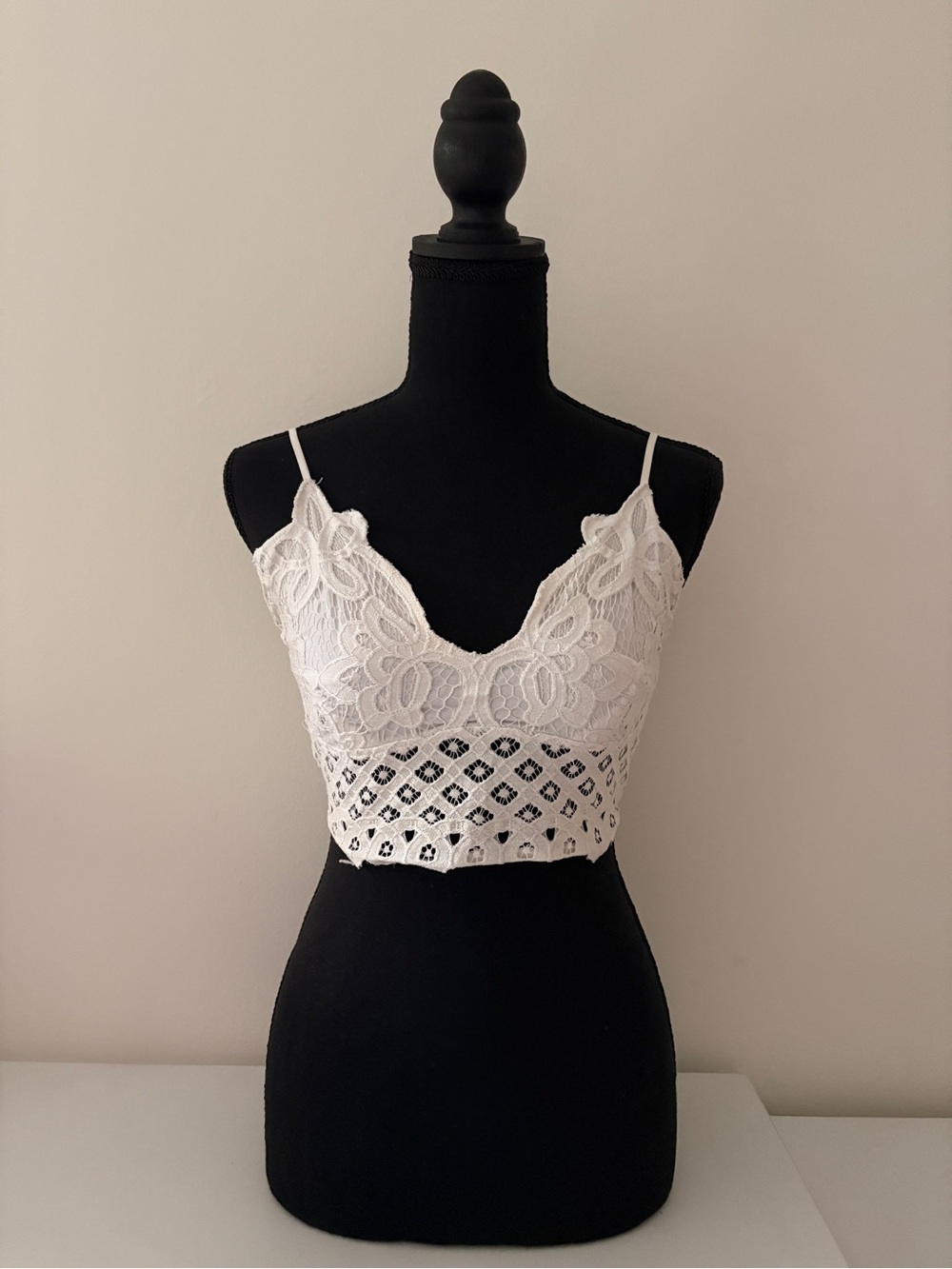 Stradivarius White Lace Bralette Crop Top Size S